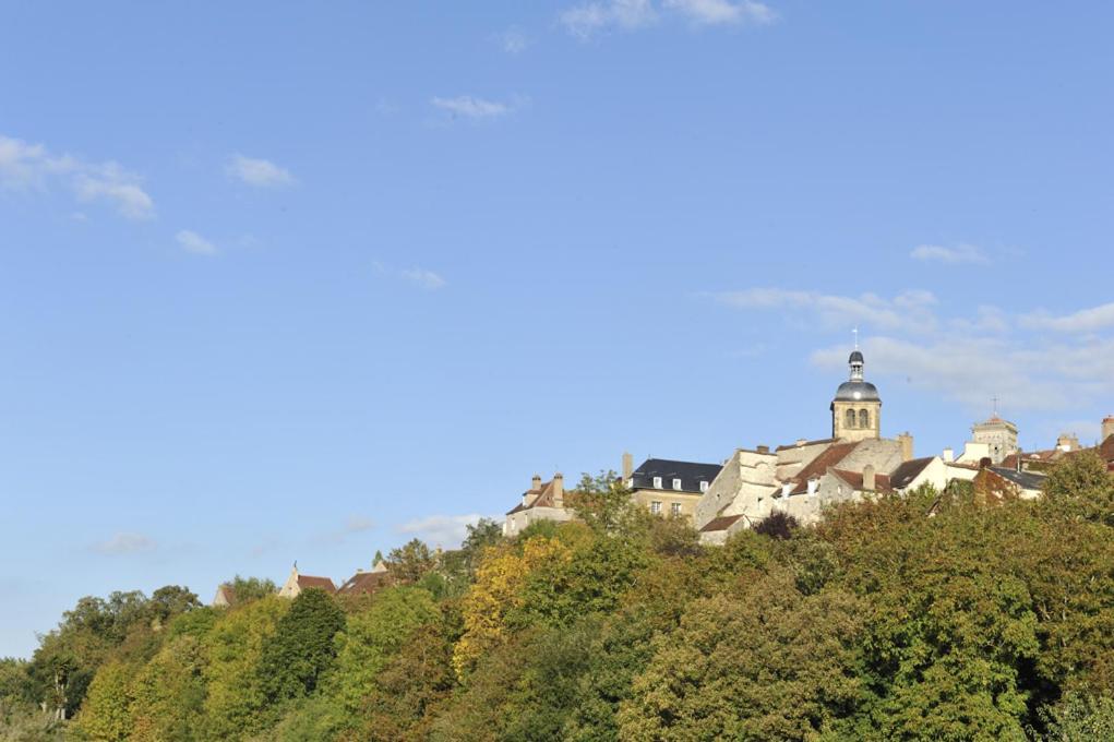 Le Compostelle Ξενοδοχείο Vézelay Εξωτερικό φωτογραφία
